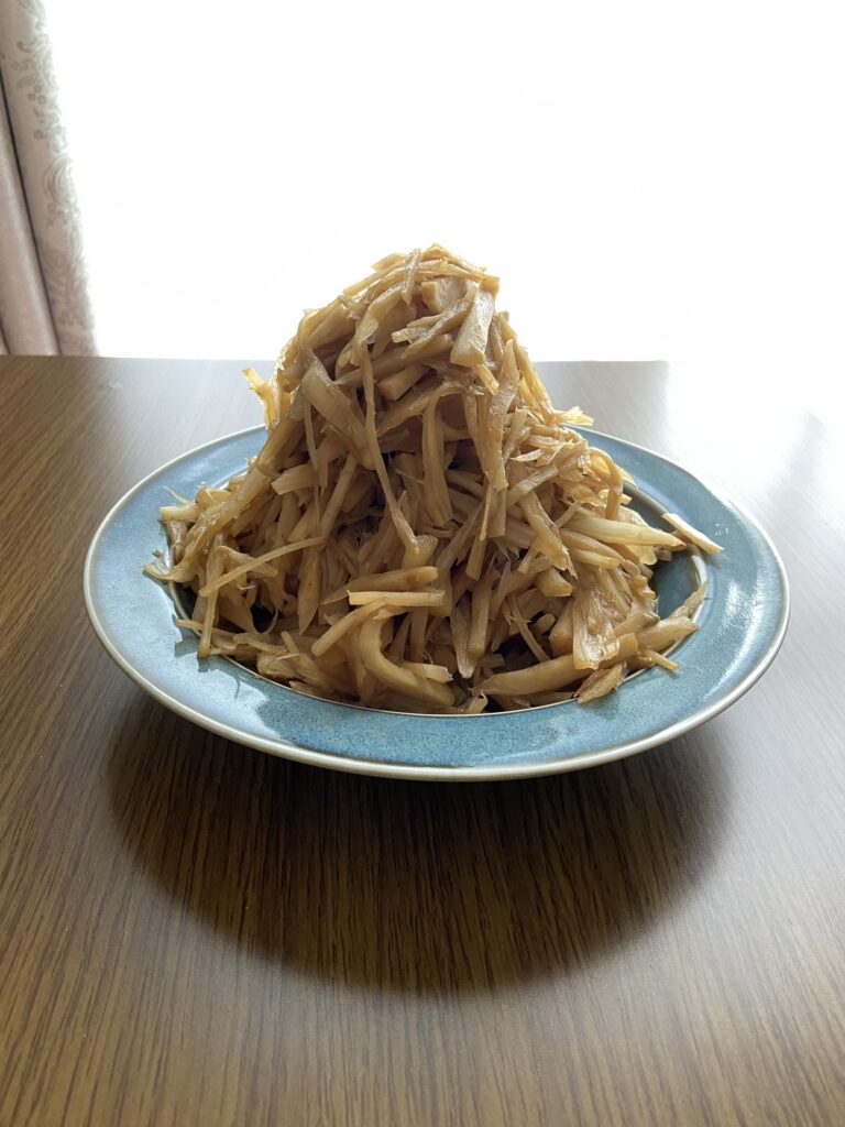 ウドのきんぴら